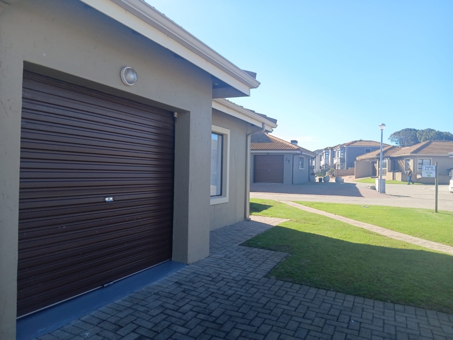 To Let 2 Bedroom Property for Rent in Dana Bay Western Cape